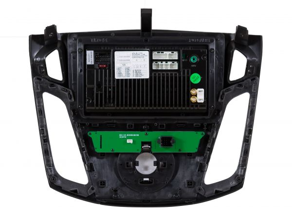 Штатний головний пристрій Soundbox SM-9232 Ford Focus III 2012-2017
